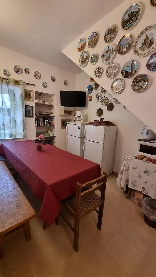 Sobe Biserka I Mario Brsec Guest house