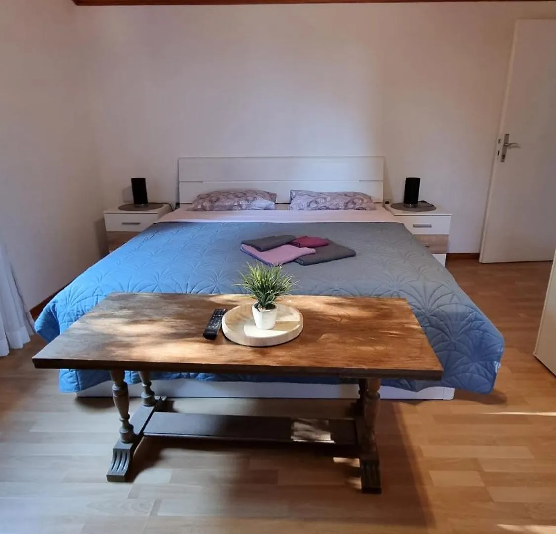 Guest house Sobe Biserka I Mario Brsec